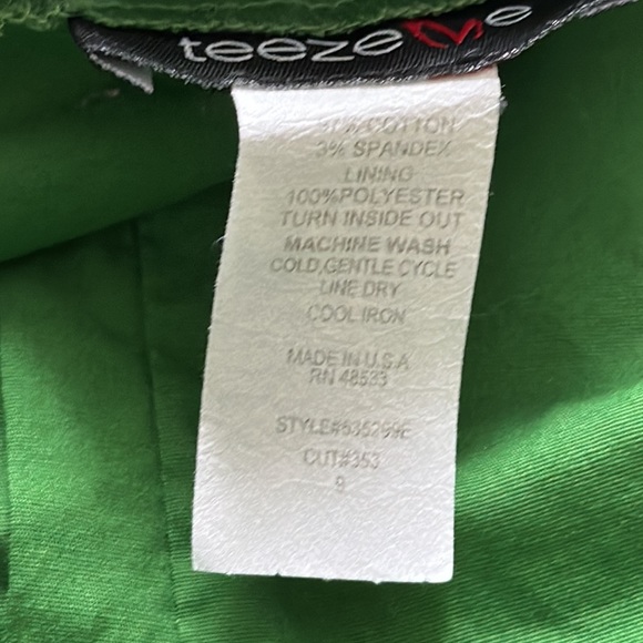 Teeze Me green size 9 cap sleeve dress (Sleeveless). Very stretchy. With pockets - Picture 5 of 5